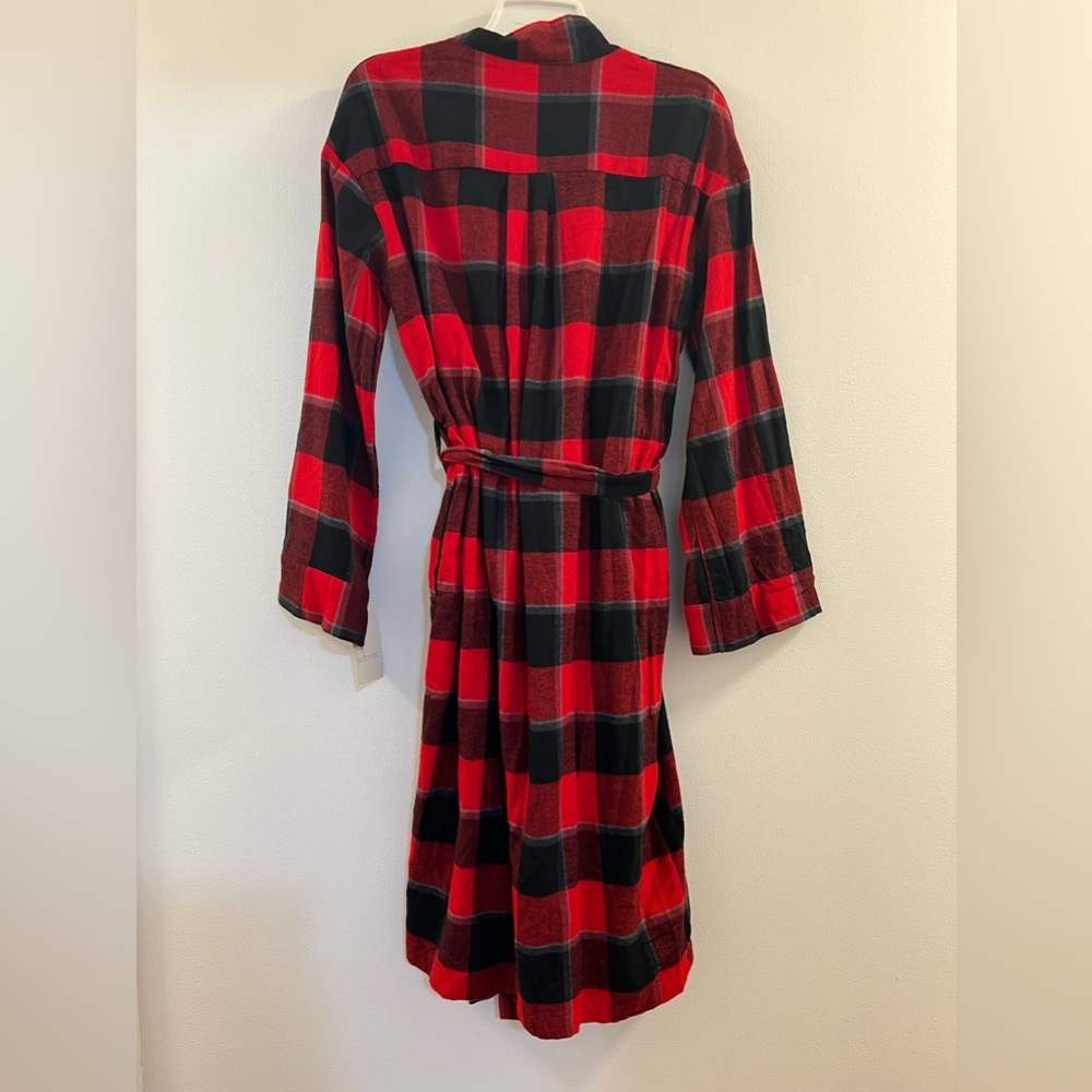 STARS ABOVE Perfectly Cozy Buffalo Check Flannel Robe in Red B2. - Picture 11 of 11